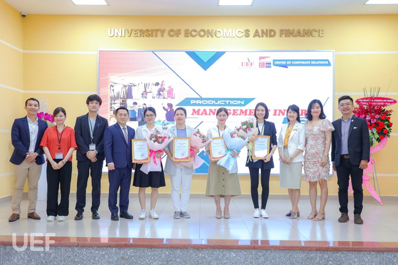 thực tập Uniqlo