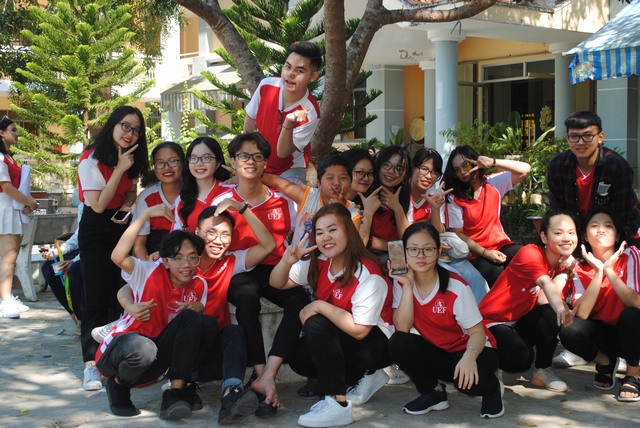 đông sẻ chia 2019